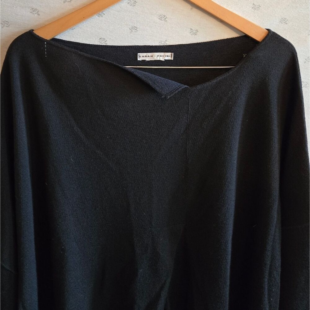 Sarah Pacini Off-the-Shoulder Navy Asymmetric Blouse Size XL - Picture 2 of 4